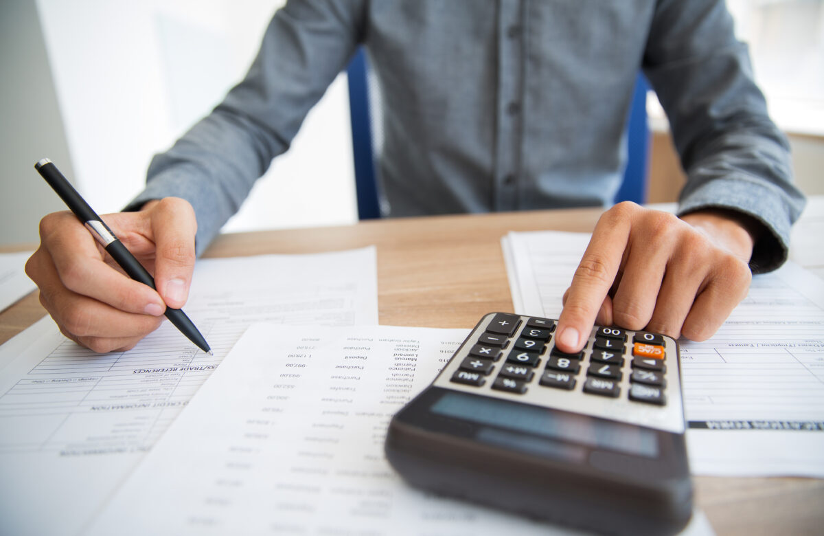 Cómo mostrar aranceles e impuestos en el checkout internacional